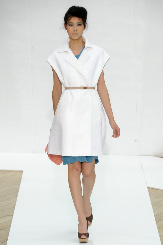 Nicole Farhi 10ĸDƬ