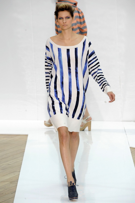 Nicole Farhi 10ĸDƬ