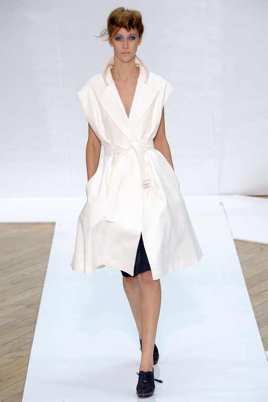 Nicole Farhi 10ĸDƬ