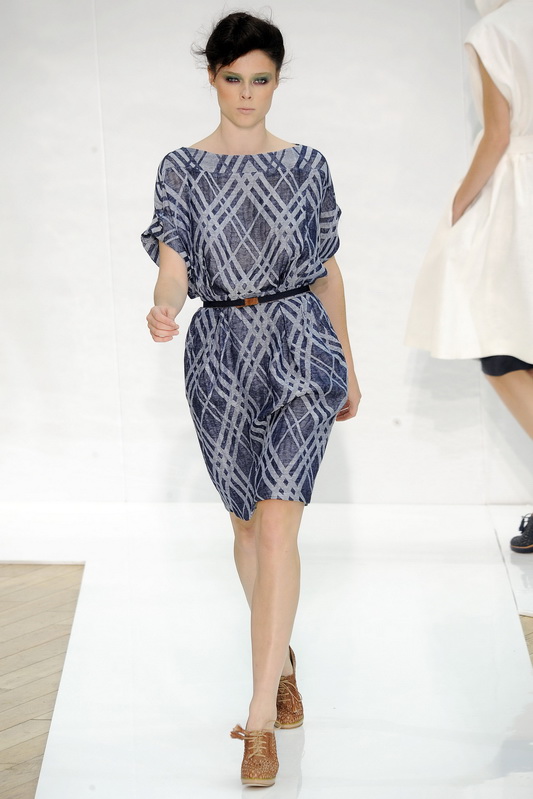 Nicole Farhi 10ĸDƬ