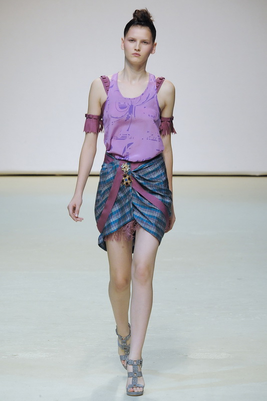 Richard Nicoll 10ĸDƬ