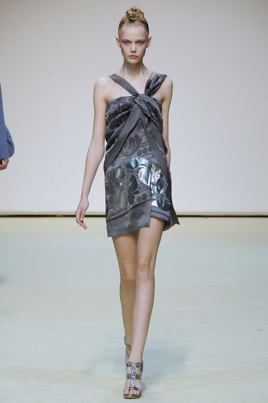Richard Nicoll 10ĸDƬ