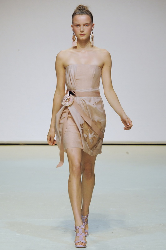 Richard Nicoll 10ĸDƬ