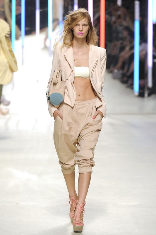 Topshop Unique 10ĸDƬ