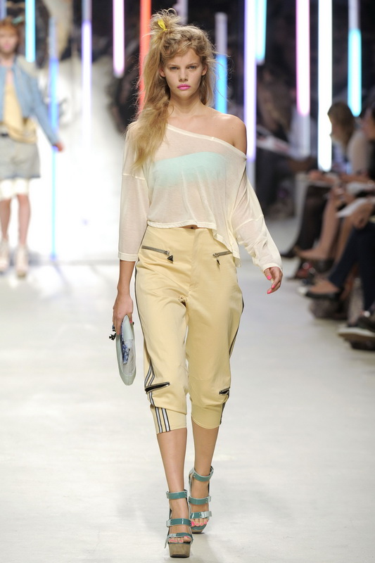 Topshop Unique 10ĸDƬ
