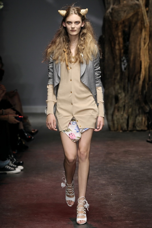 Vivienne Westwood Red Label 10ĸDƬ