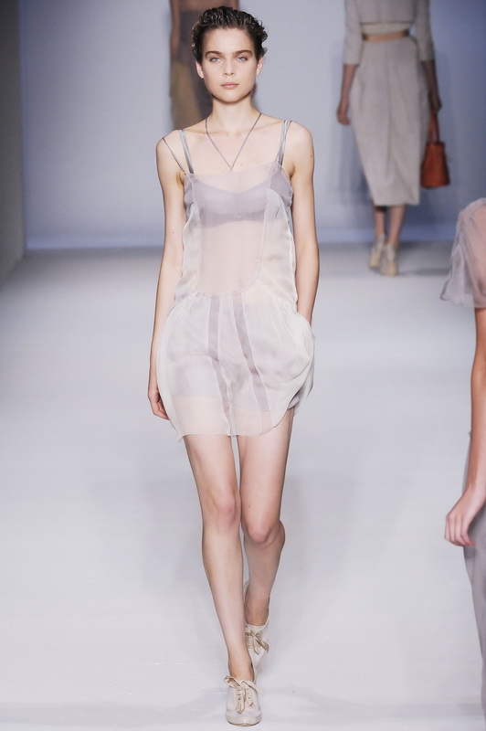 Alberta Ferretti 10ĸDƬ