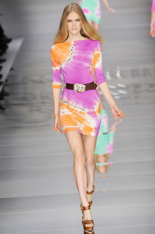 Blumarine 10ĸDƬ