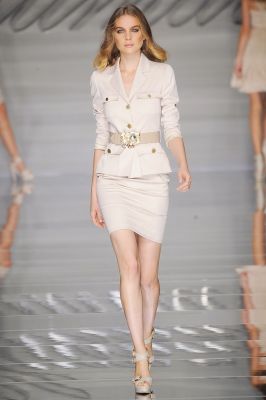 Blumarine 10ĸDƬ
