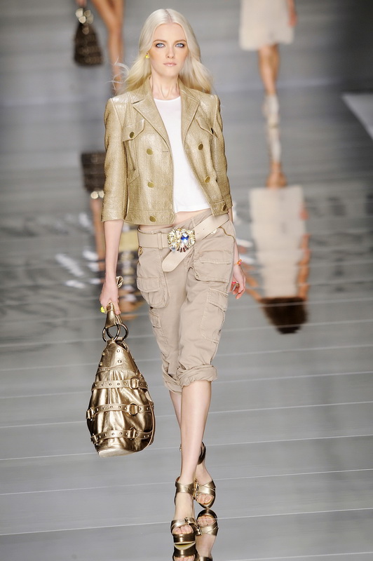Blumarine 10ĸDƬ