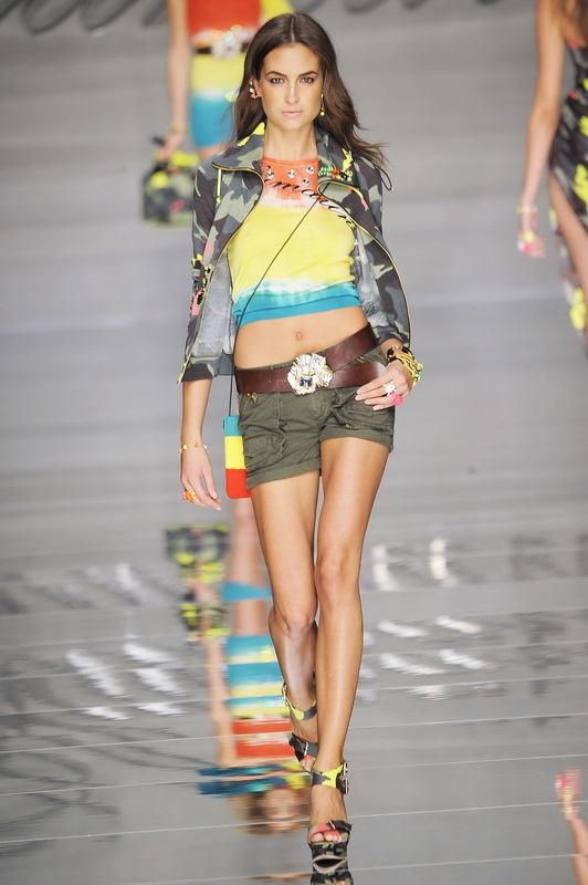 Blumarine 10ĸDƬ