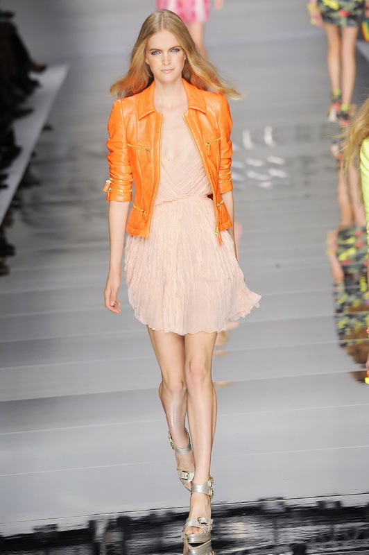 Blumarine 10ĸDƬ