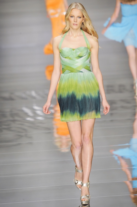 Blumarine 10ĸDƬ