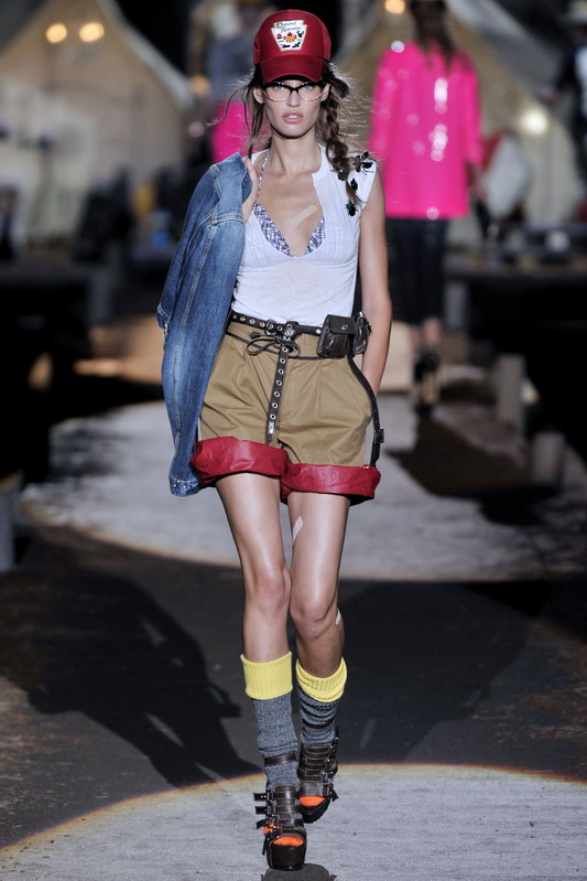 Dsquared 2 10ĸDƬ