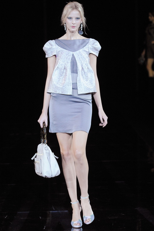 Emporio Armani 10ĸDƬ