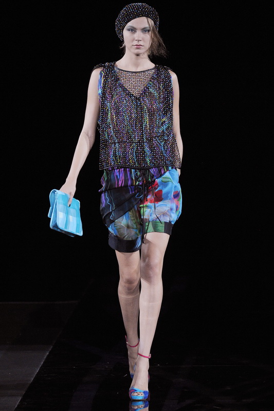 Emporio Armani 10ĸDƬ