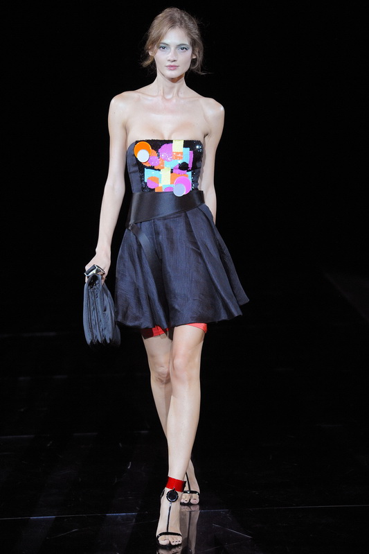 Emporio Armani 10ĸDƬ