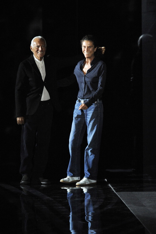 Emporio Armani 10ĸDƬ