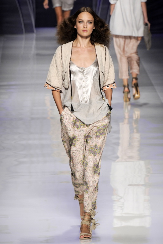Etro 10ĸDƬ