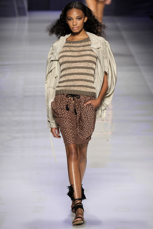 Etro 10ĸDƬ