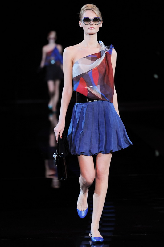 Giorgio Armani 10ĸDƬ