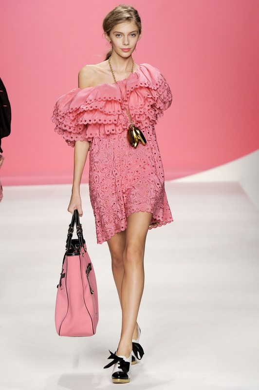 Moschino - Cheap & Chic 10ĸDƬ