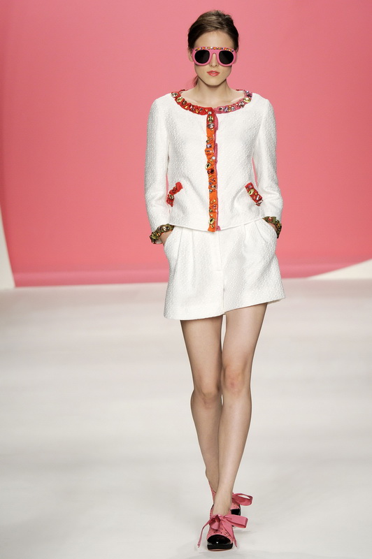 Moschino - Cheap & Chic 10ĸDƬ