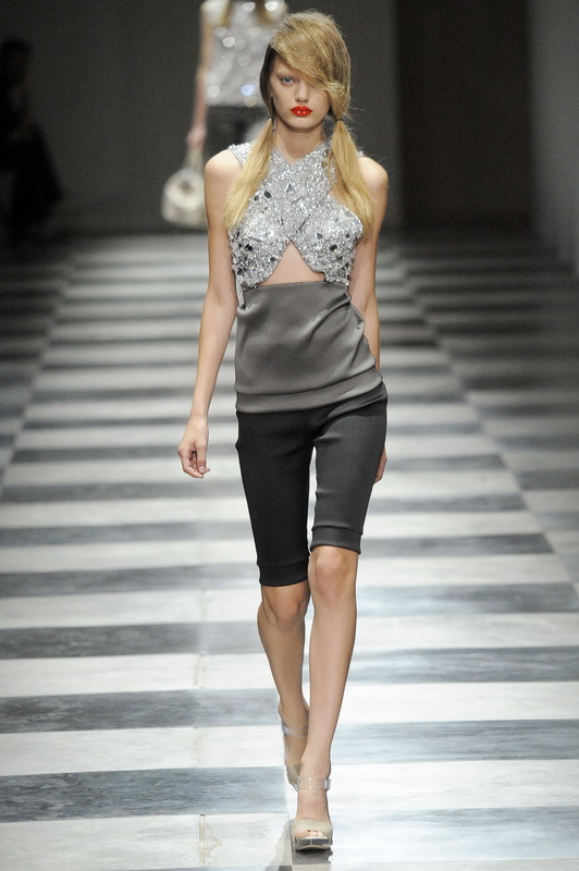 Prada 10ĸDƬ
