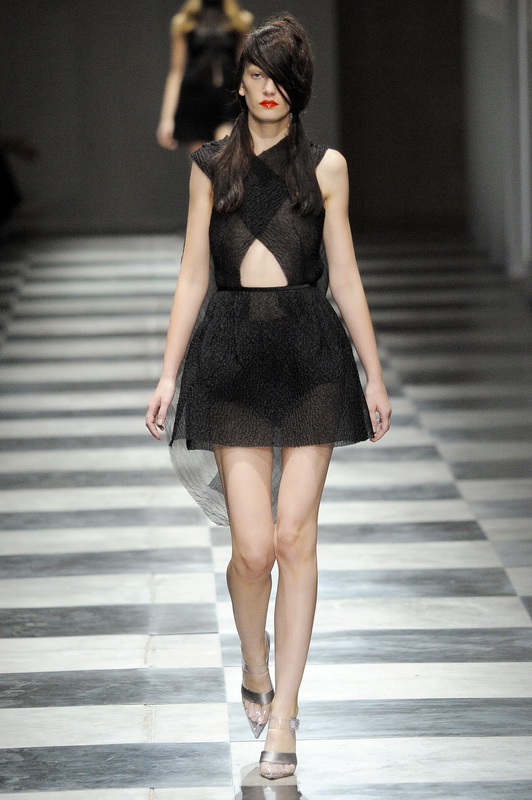 Prada 10ĸDƬ