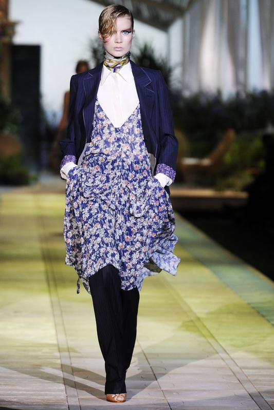 Roberto Cavalli 10ĸDƬ