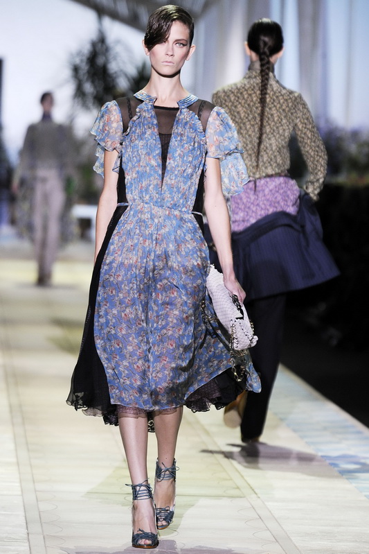 Roberto Cavalli 10ĸDƬ