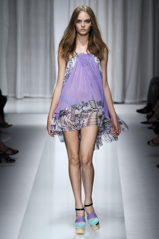 Versace 10ĸDƬ