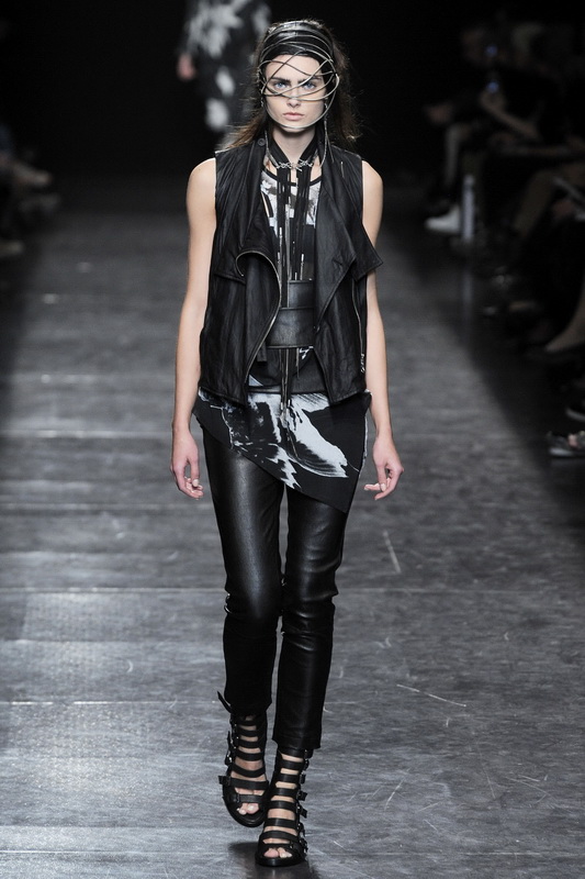 Ann Demeulemeester 10ĸDƬ