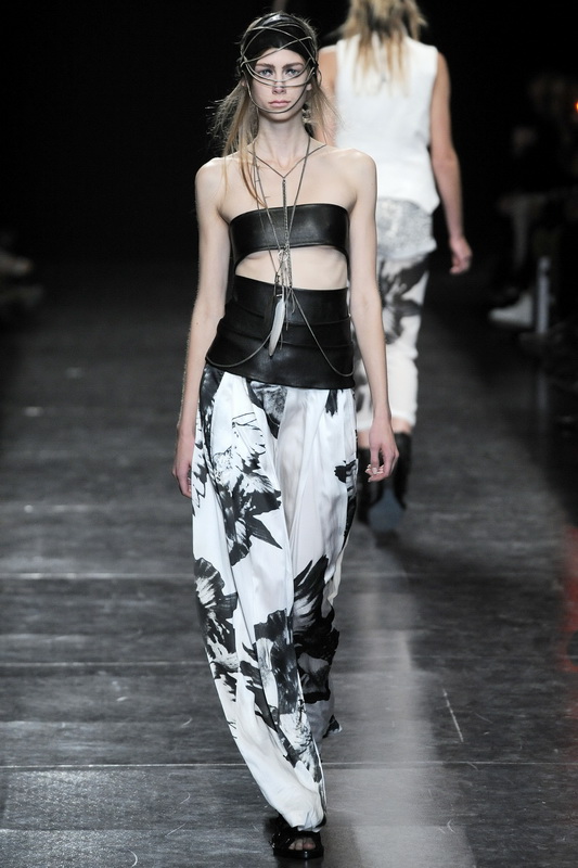 Ann Demeulemeester 10ĸDƬ