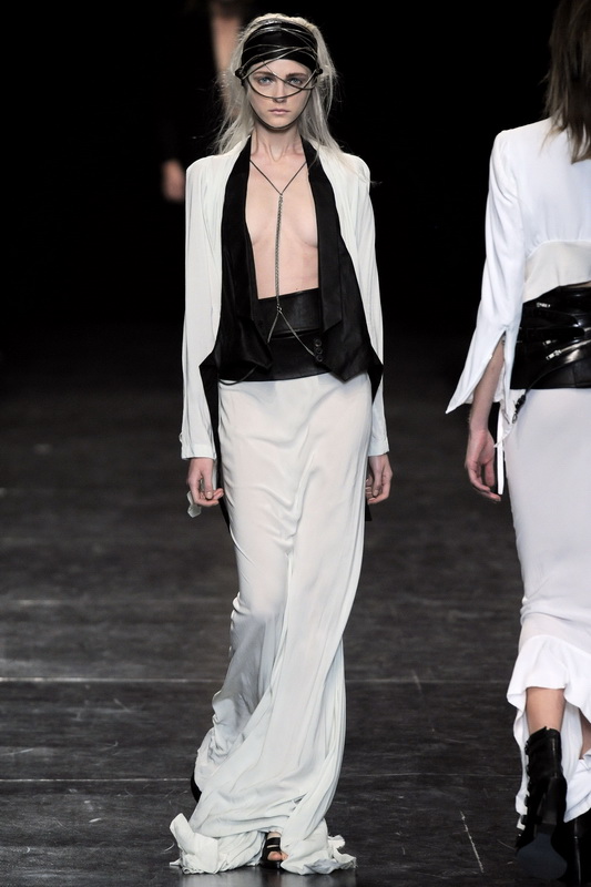Ann Demeulemeester 10ĸDƬ
