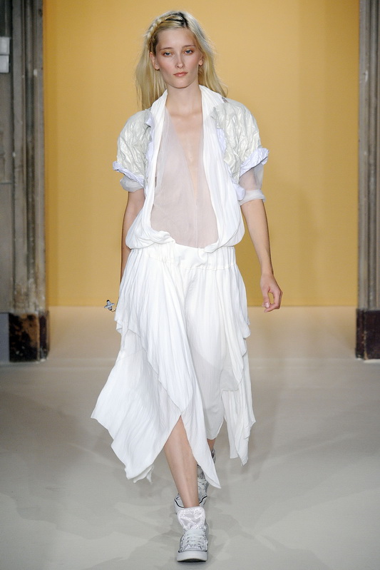 Anne Vallie Hash 10春夏