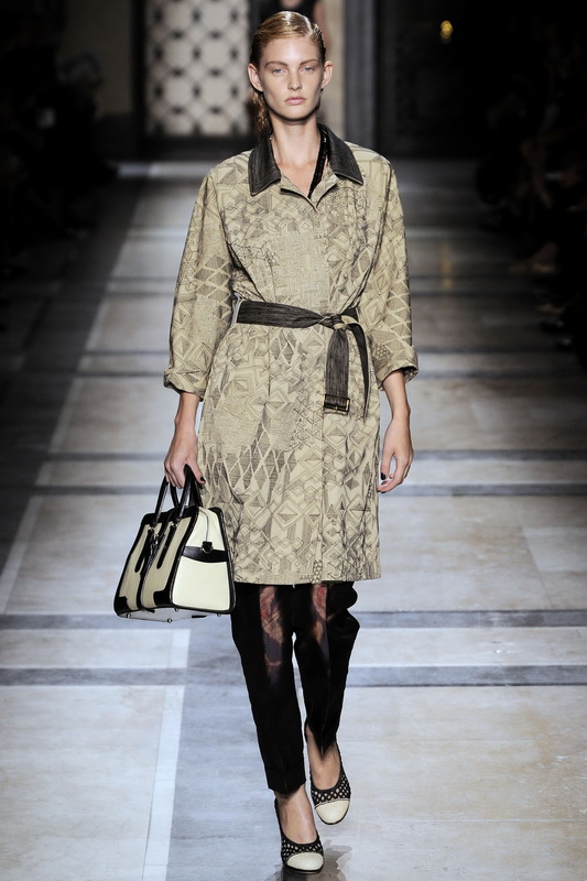 Dries Van Noten 10ĸDƬ