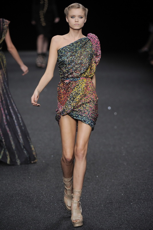 Elie Saab 10ĸDƬ