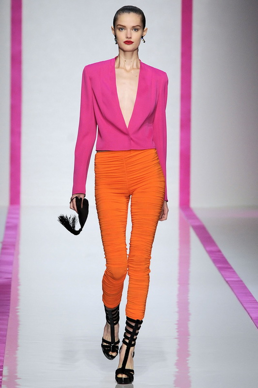 Emanuel ungaro 10ĸDƬ