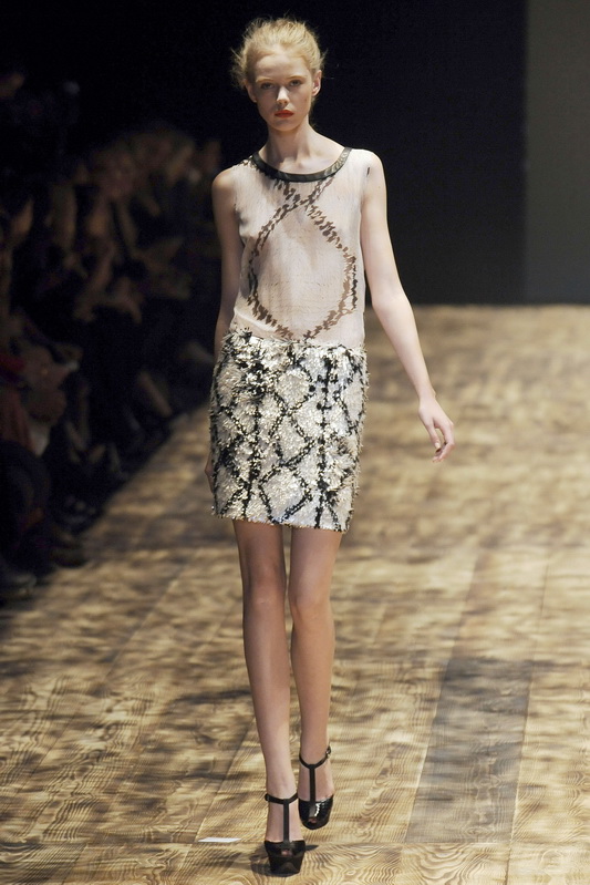 Giambattista Valli 10ĸDƬ