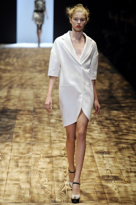 Giambattista Valli 10ĸDƬ