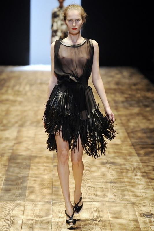Giambattista Valli 10ĸDƬ
