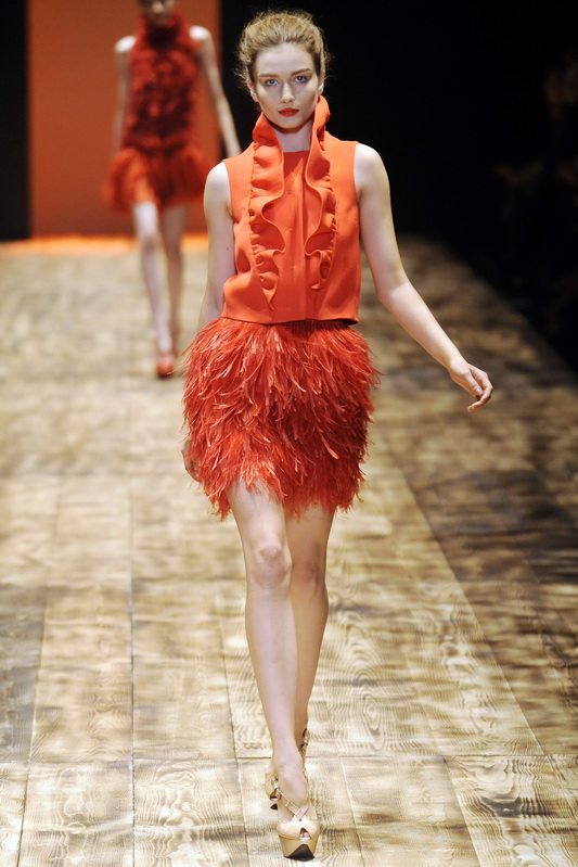 Giambattista Valli 10ĸDƬ