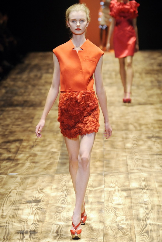 Giambattista Valli 10ĸDƬ