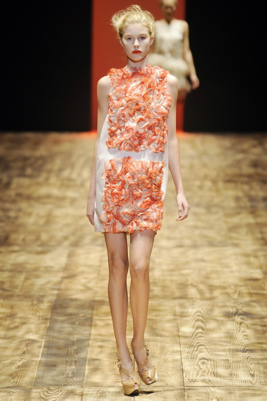 Giambattista Valli 10ĸDƬ