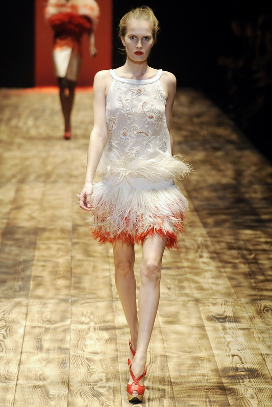 Giambattista Valli 10ĸDƬ