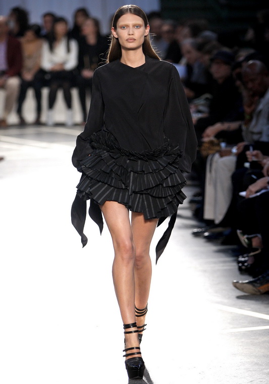 Givenchy 10春夏