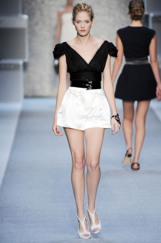 Karl Lagerfeld 10ĸDƬ