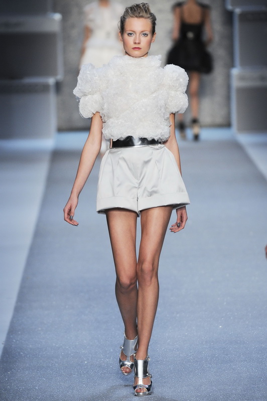 Karl Lagerfeld 10ĸDƬ