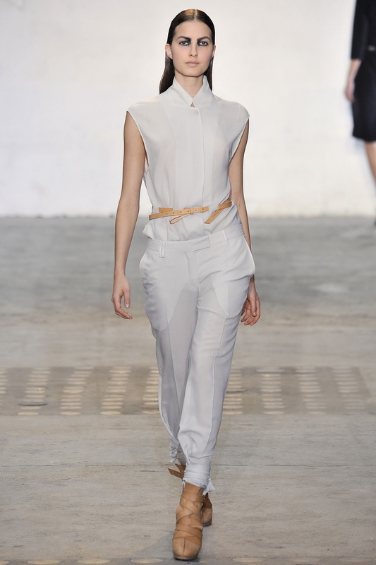 Kris Van Assche 10ĸDƬ